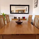 Close To The Beach, With A Pool 224 丰希罗拉