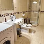 Close To The Beach, With A Pool 224 公寓 丰希罗拉