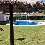 公寓 Close To The Beach, With A Pool 224 *