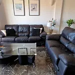 Close To The Beach, With A Pool 224 公寓 *