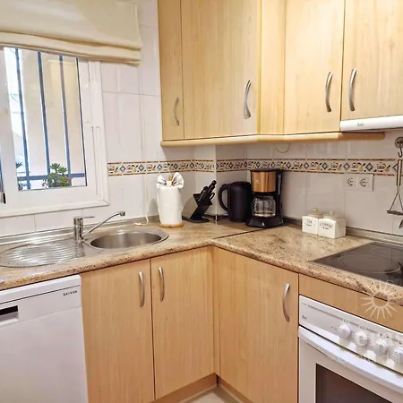 Close To The Beach, With A Pool 224 Apartment Fuengirola