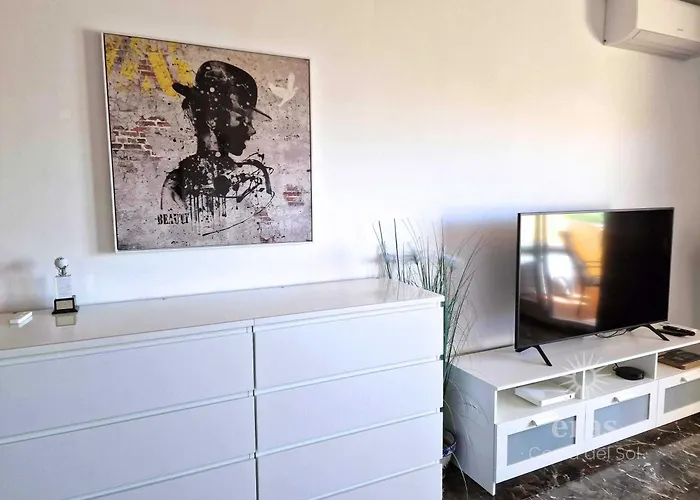 Close To The Beach, With A Pool 224